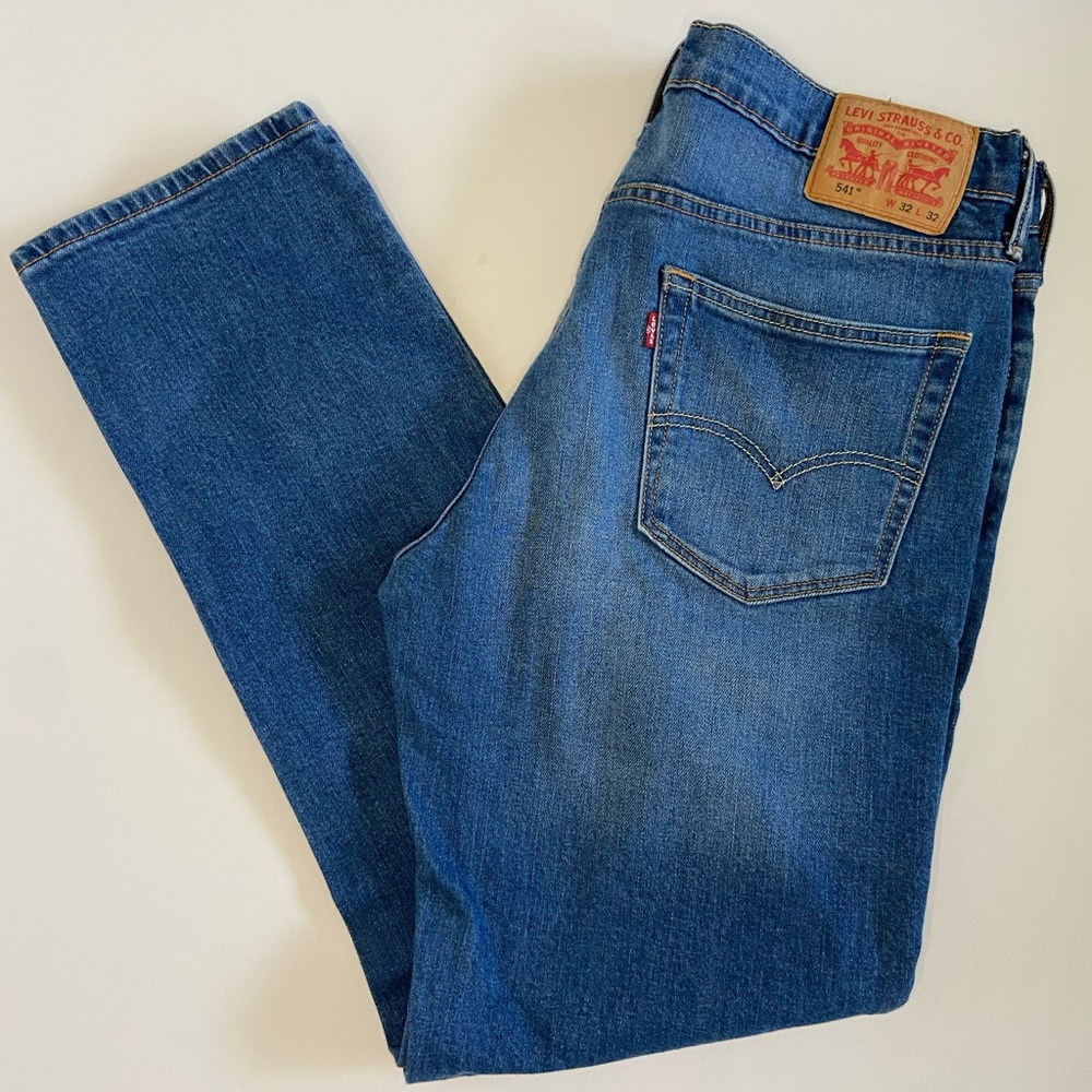 Men’s Levi jeans